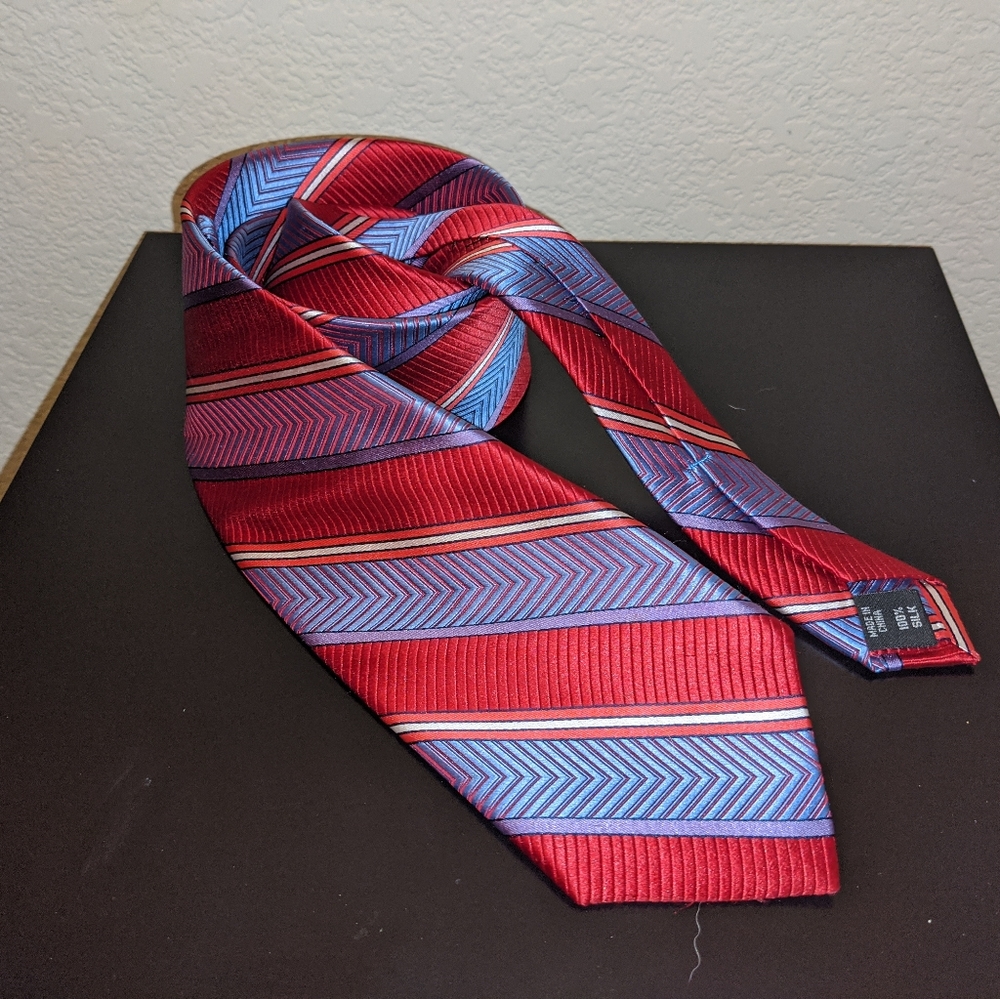 Hickey Freeman multicolored tie 3"